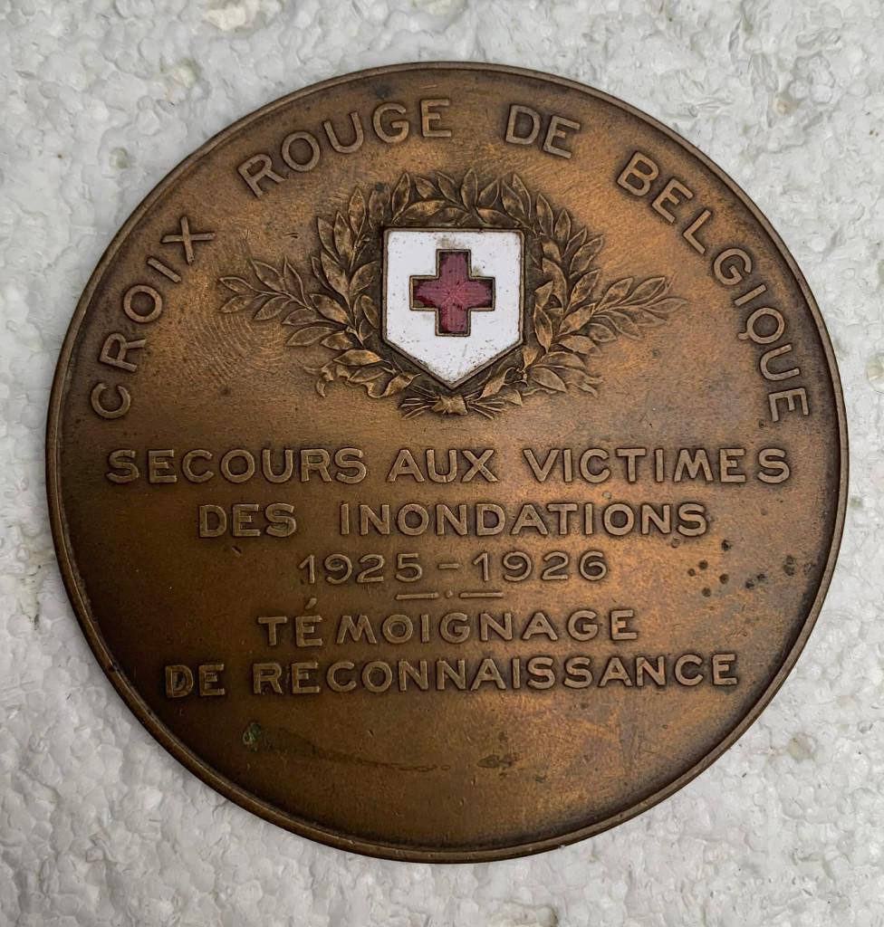 Medaille, penning: Croix Rouge, Victimes Inondations 1925-26, Verzamelen, Ophalen of Verzenden, Overige soorten, Lintje, Medaille of Wings