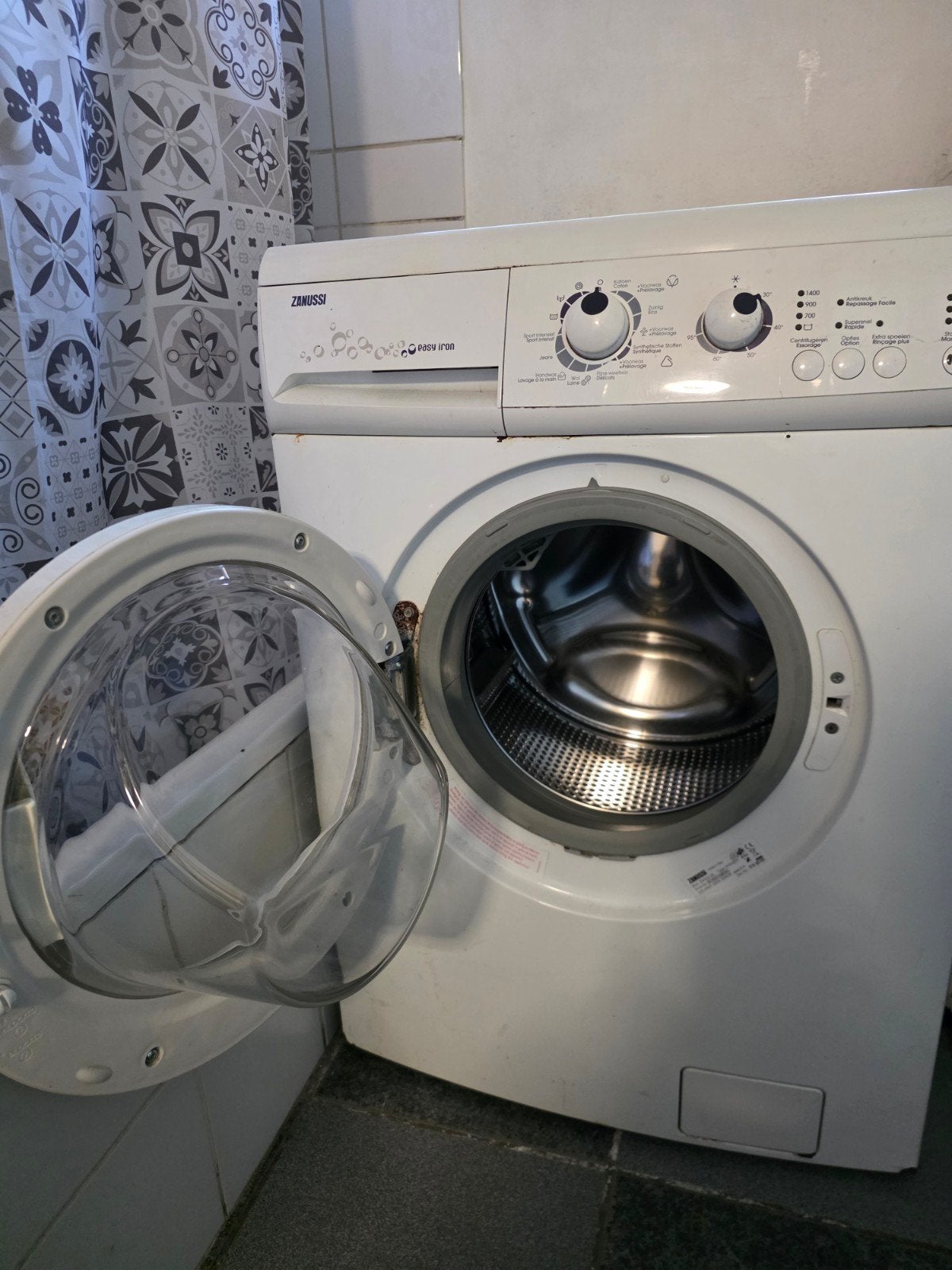 Wasmachine in uitstekende staat, Ophalen