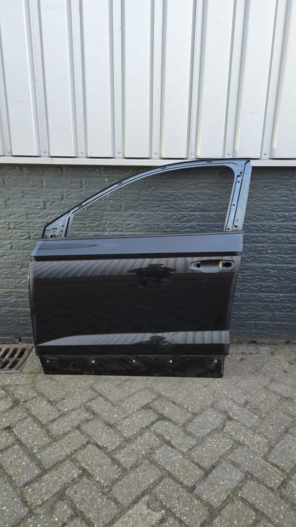 Skoda Karoq 2017+ Portier Deur Links Voor Origineel! 5758313, Deur, Voor, Tr. Vaclava Klementa 869
293 01  Mlada Boleslav, CZ