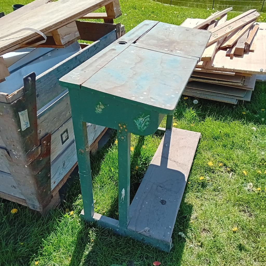 oude schoolbank, Ophalen