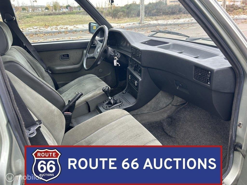 BMW 525i | 1983 | Route 66 Auctions, Autos, Achat, Entreprise, Boîte manuelle, Autre carrosserie