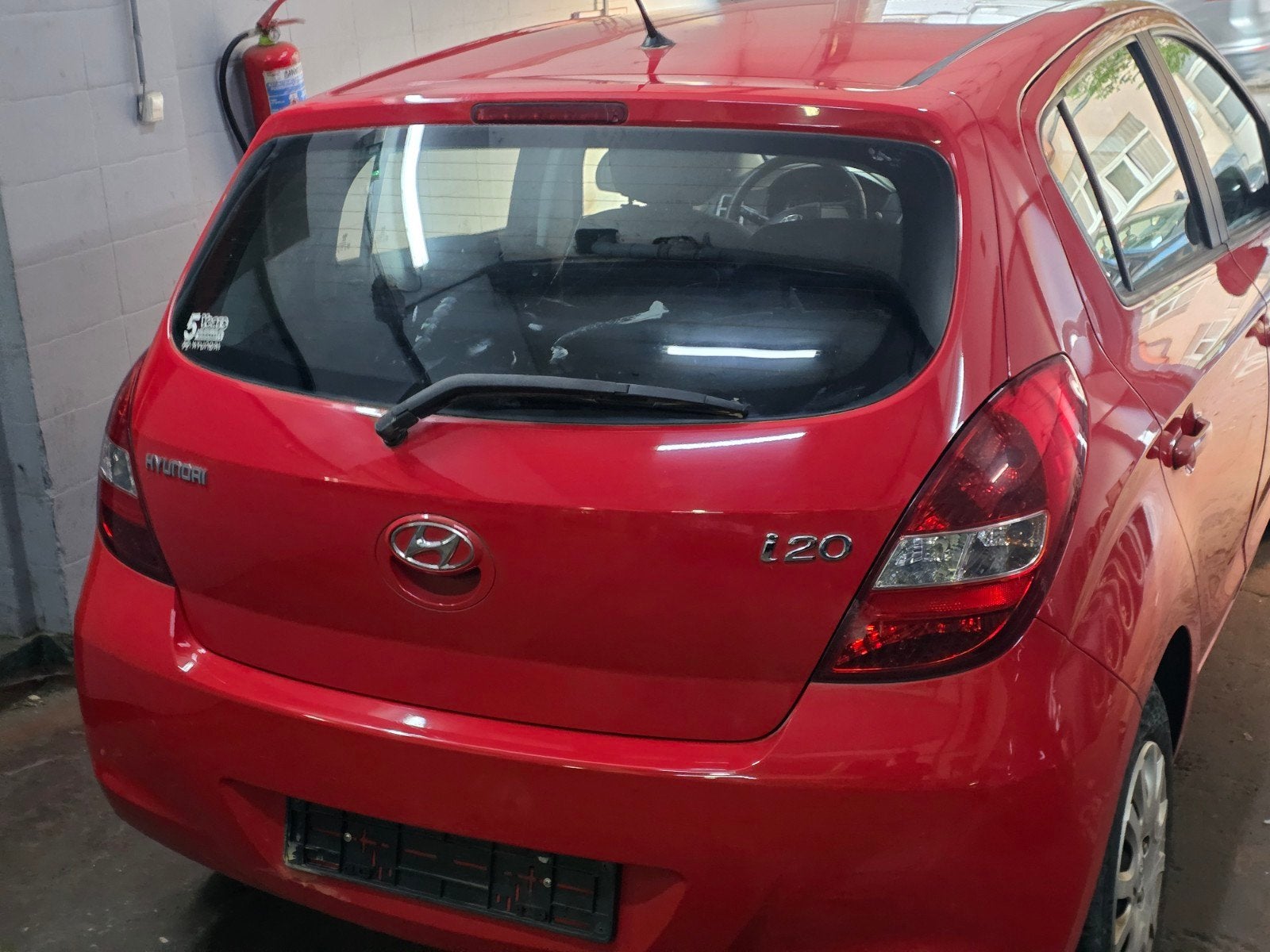 Hyundai i20 1.2i Benzine 2010, Auto's, 57 kW, Elektrische ramen, https://public.car-pass.be/vhr/8dd11c26-d813-413b-a1e8-02f55d616f4b