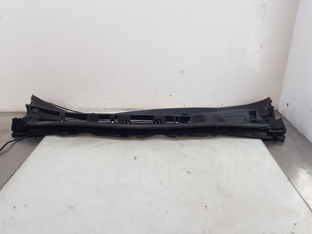BAIE DE PARE BRISE Nissan Leaf (ZE1) (|668625SA0A|), Utilisé, Nissan