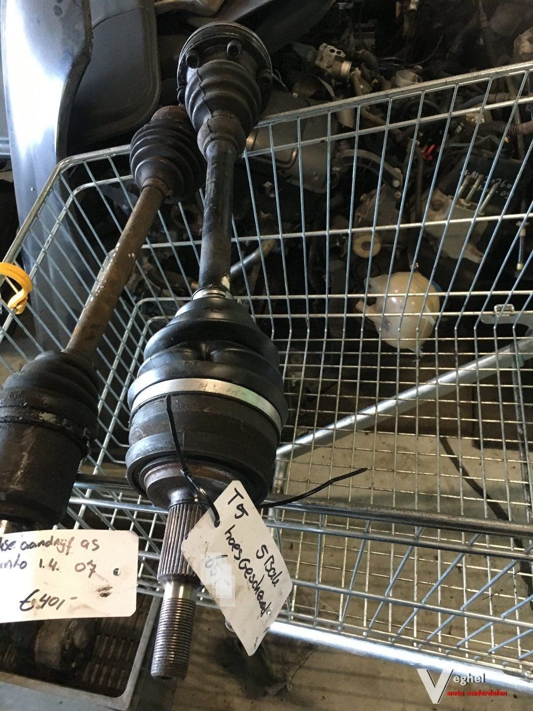 Vw T5 2009 5bak Aandrijfas Linksvoor (hoes scheurtje), Gebruikt, -, -, Ophalen of Verzenden