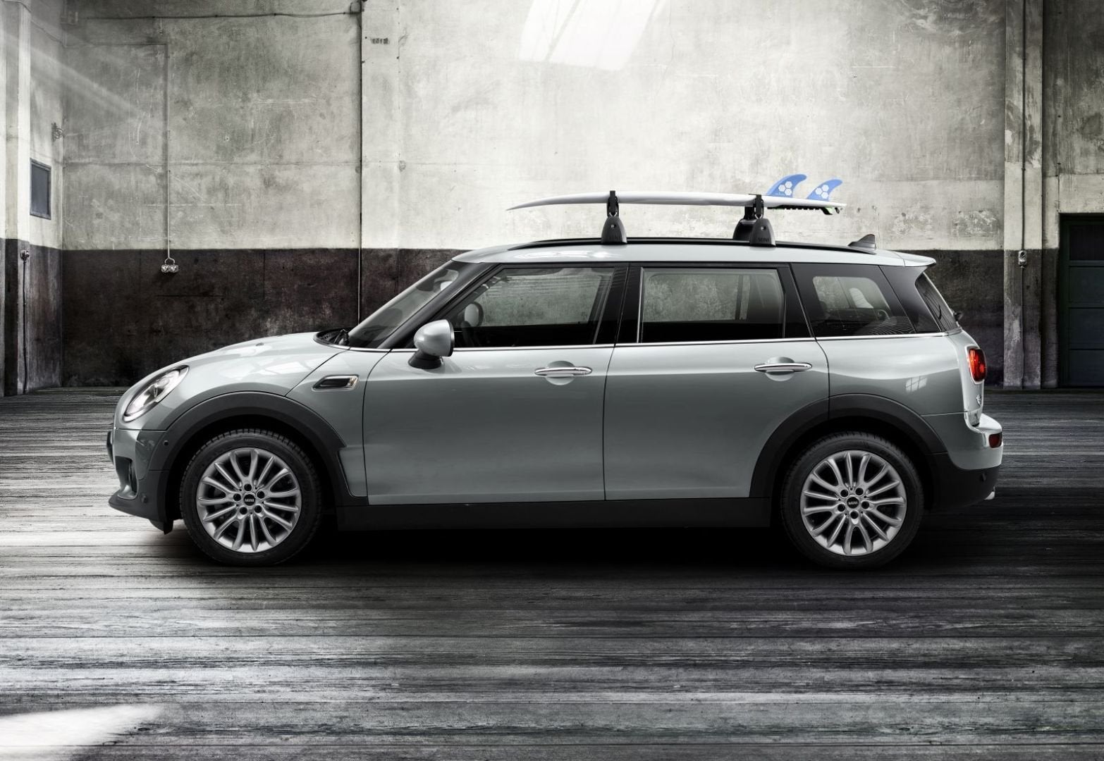 Originele nieuwe dakdrager voor open dakreling Mini F54 club, Auto diversen, Dakdragers, -, -, Nieuw, Ophalen of Verzenden