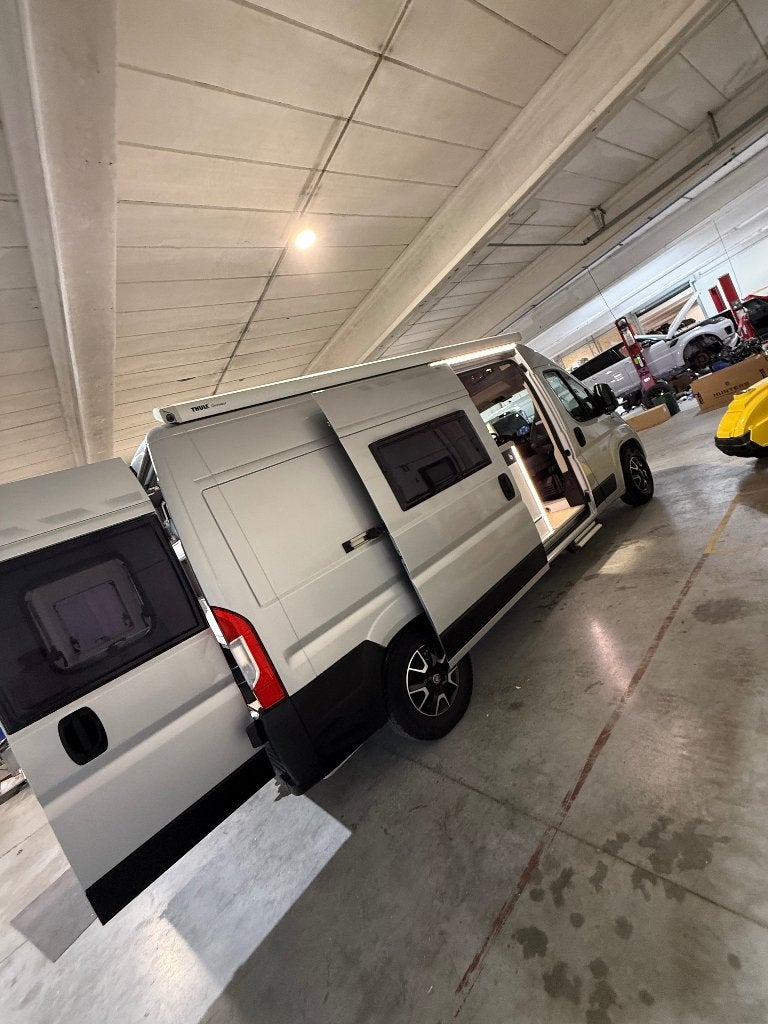 *** Benimar 119 **automaat** TV - verwarming - voortent ***, Caravanes & Camping, Camping-cars, Jusqu'à 4, Siège standard, Fiat