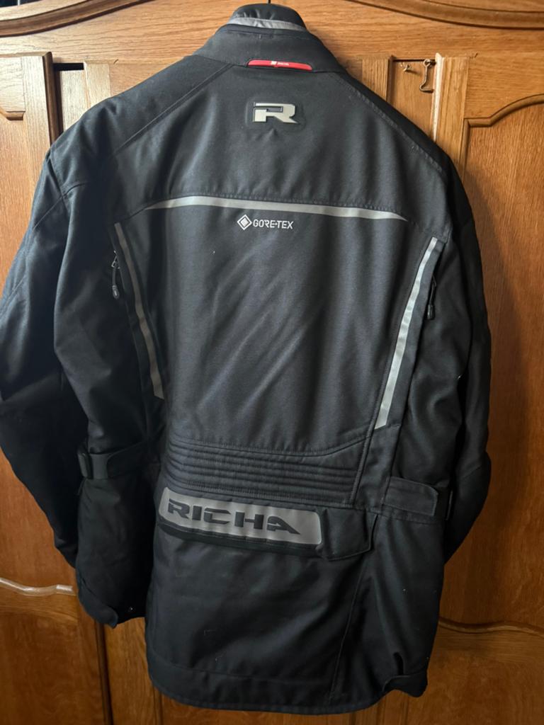 Richa moto veet, Motos, Enlèvement