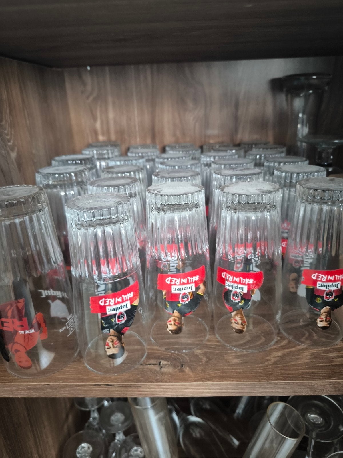 26 bierglazen rode duivels, Verzamelen, Ophalen of Verzenden