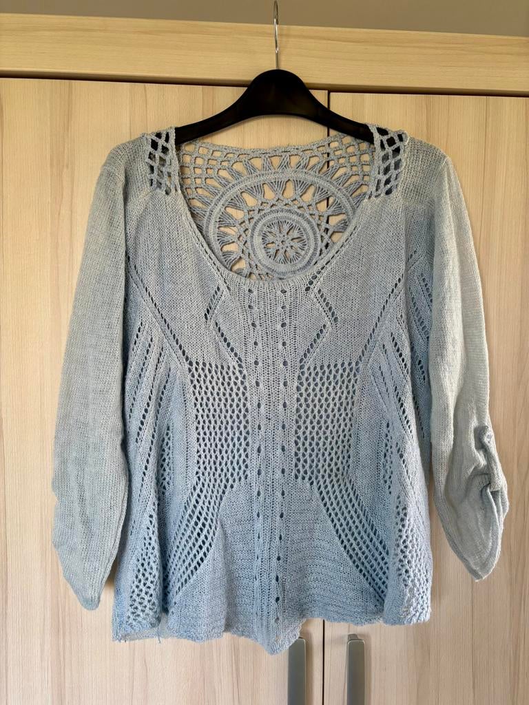 Pull bleu Cassis taille M - 2€, Vêtements | Femmes, Enlèvement ou Envoi, Porté, Taille 38/40 (M), Bleu