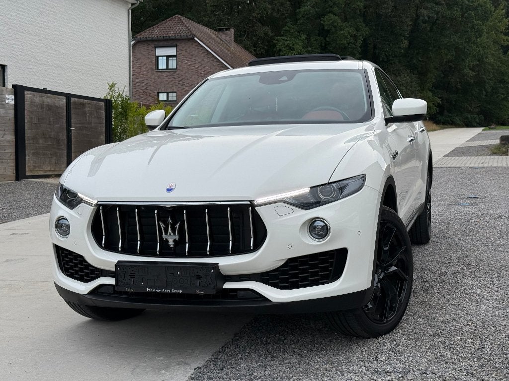 Maserati Levante 3.0 V6 Turbo *Pano*Cruise*Leder*Carplay*CAM, Auto's, Maserati, Automaat, Dealer onderhouden, Euro 6, SUV of Terreinwagen
