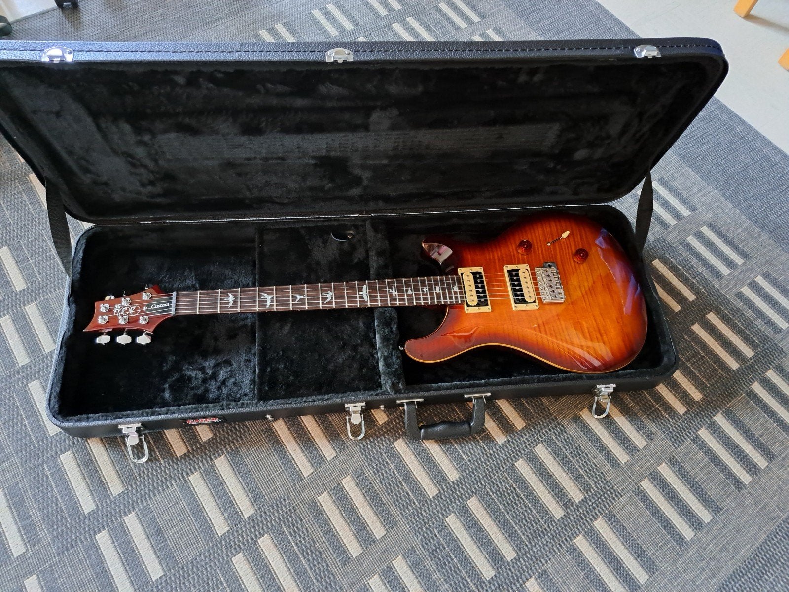 PRS SE custom 24 met koffer, Ophalen