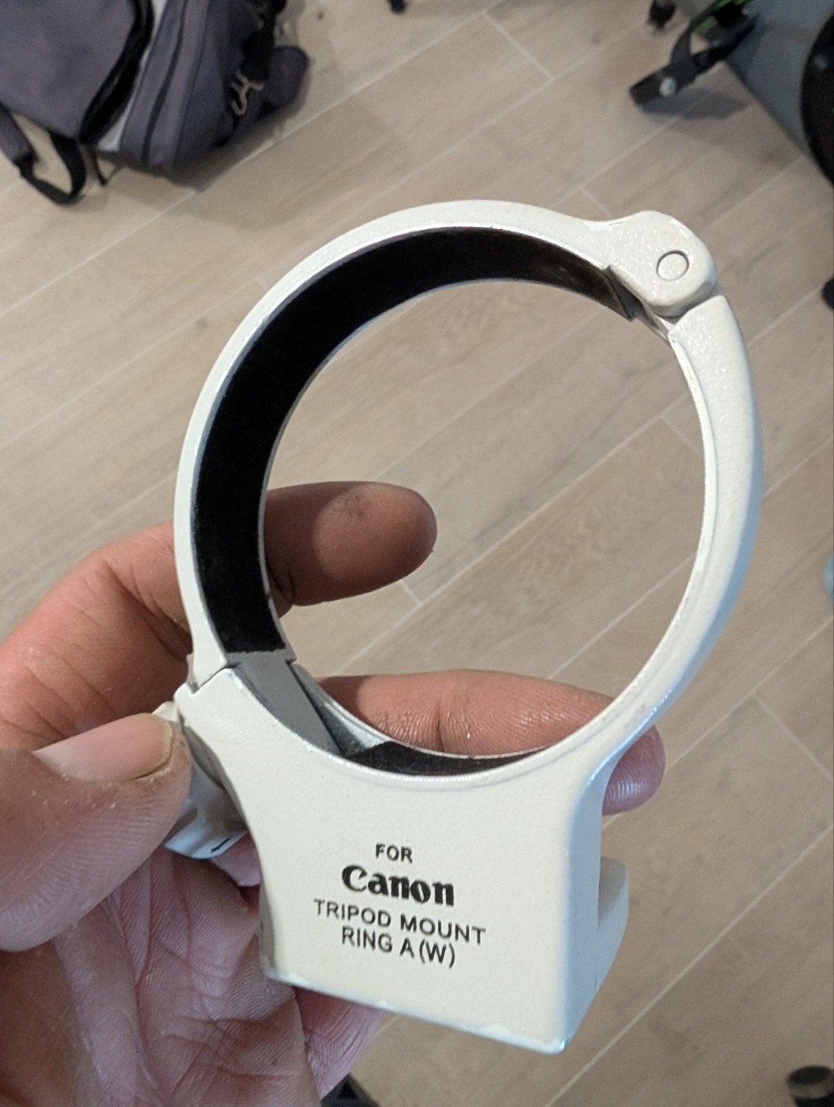 Canon tripod mount, TV, Hi-fi & Vidéo, Photo | Trépieds & Rotules, Enlèvement ou Envoi, Comme neuf, Trépied, Autres marques