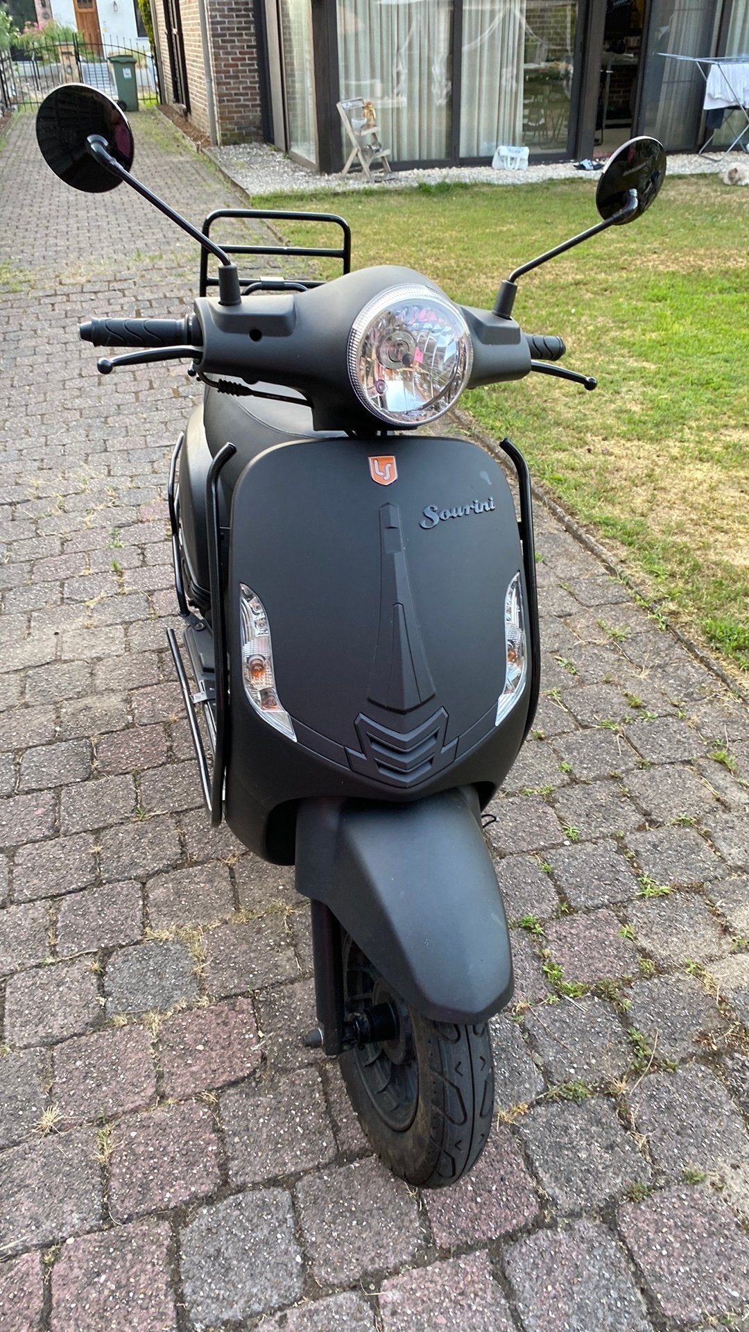 Scooter B, Enlèvement, Comme neuf