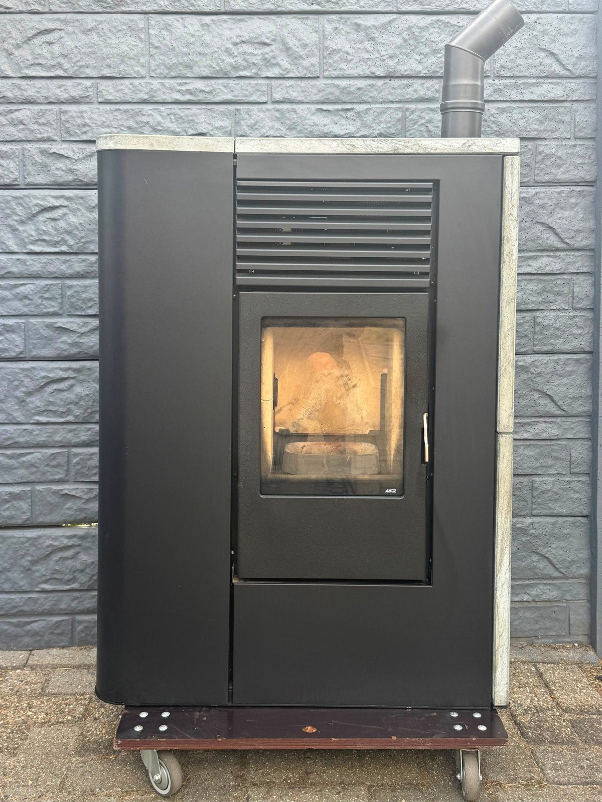Pelletkachel MCZ -Flair 8kw  BİEDEN!, Ophalen, Zo goed als nieuw, Pelletkachel