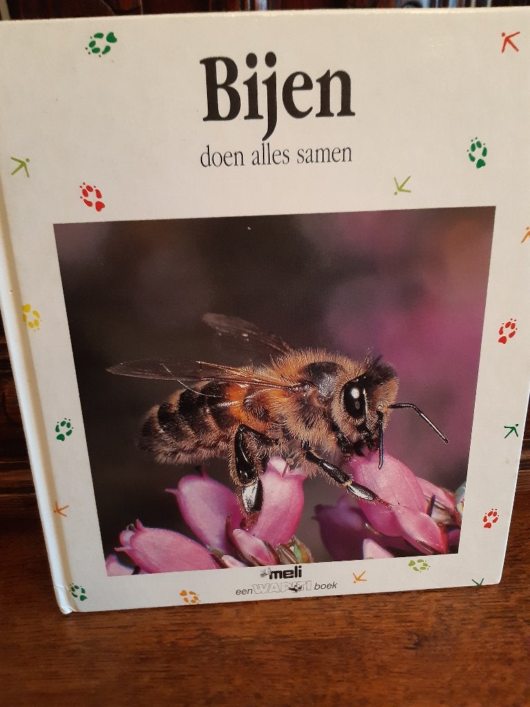 Meli boekje 'Bijen doen alles samen', Livres, Garçon ou Fille, Enlèvement ou Envoi, Comme neuf, Non-fiction