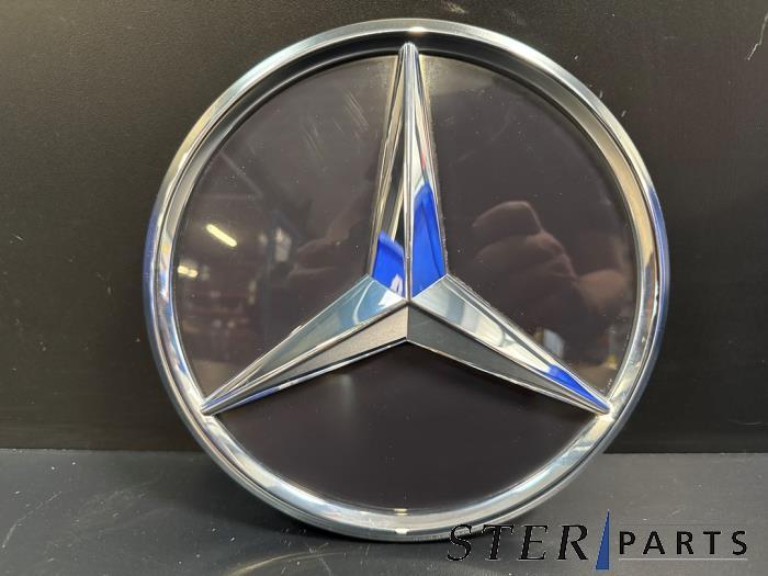 Étoile d'un Mercedes GLB-Klasse, 3 mois de garantie, Utilisé, -, -