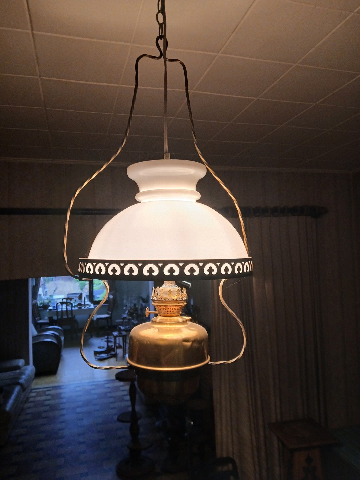 Lampe Belge, Ophalen