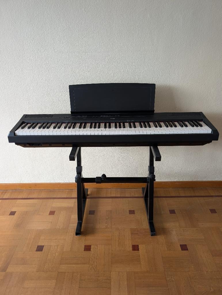 Piano Yamaha p115 avec support, Musique & Instruments, Pianos, Digital, Enlèvement, Utilisé, Piano