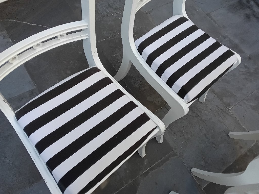 Stoelen, Ophalen