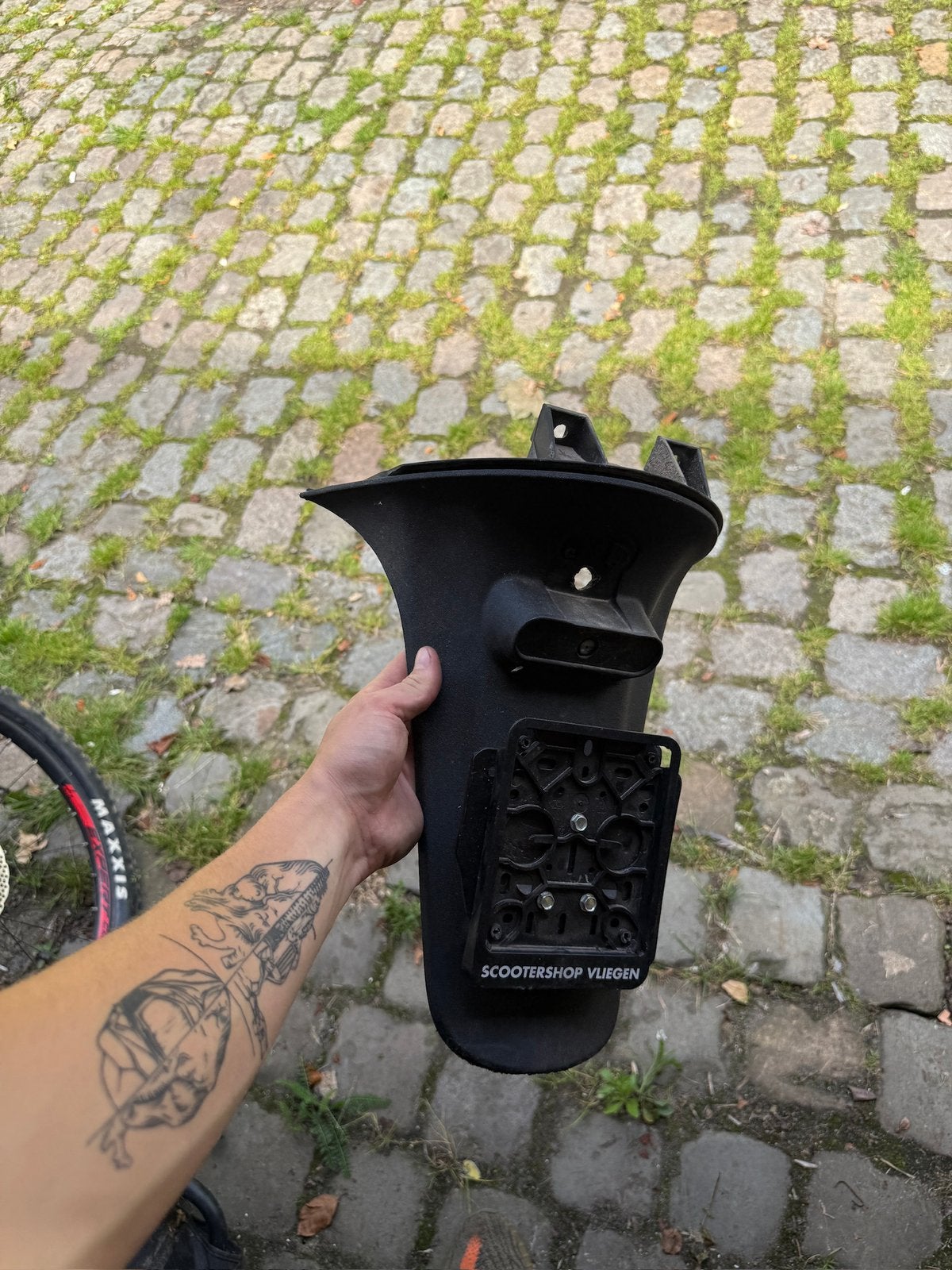 Paiggio zip spantbord achter, Motoren, Ophalen