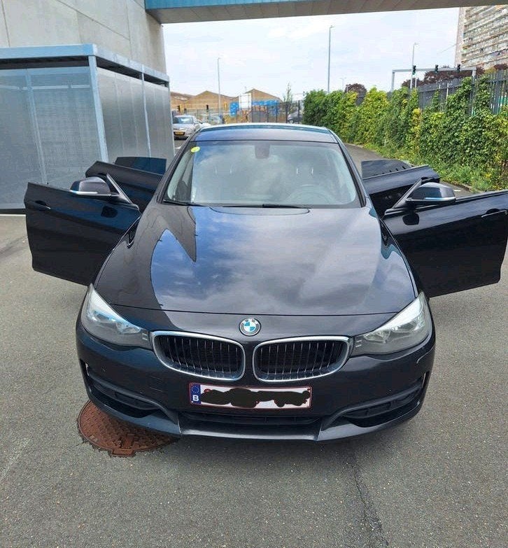 bmw 318d GT, Boîte manuelle, Noir, 5 portes, Particulier