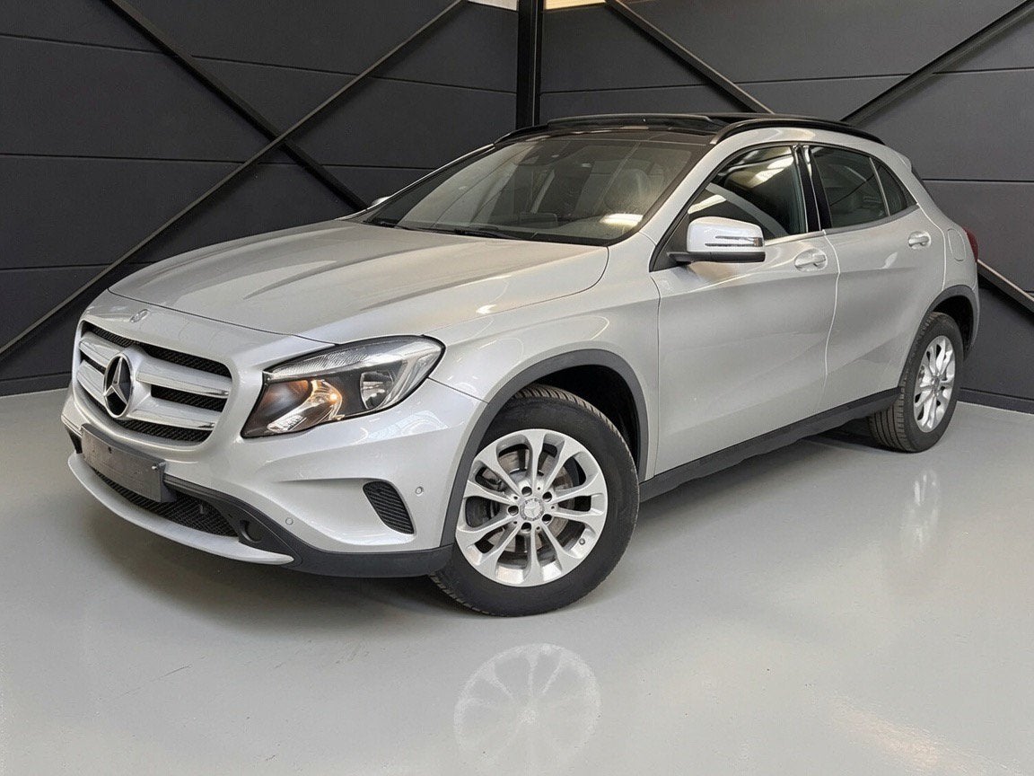 Mercedes GLA250 Automaat, bj2016, 124.000km, Pano-dak, Auto's, Mercedes-Benz, Bedrijf, Te koop, GLA, ABS, Achteruitrijcamera, Airbags