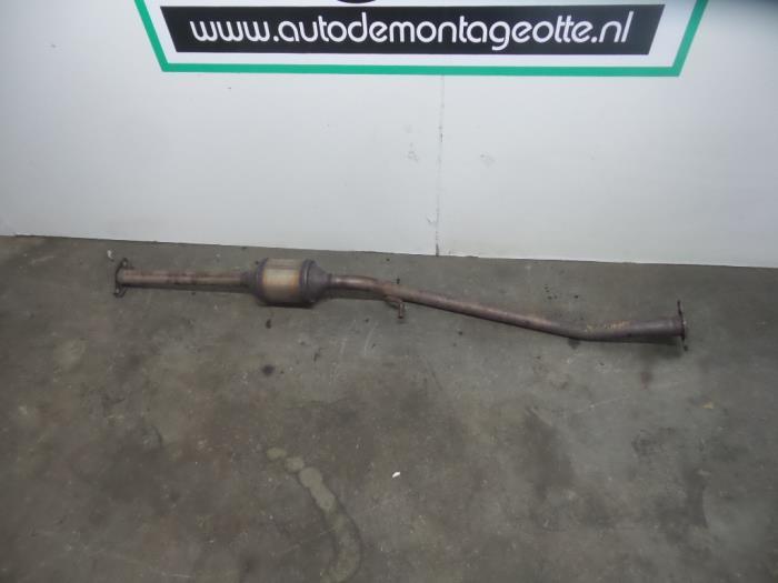 Katalysator van een Nissan Pixo (Pixo 09-), Gebruikt, -, -, Ophalen of Verzenden