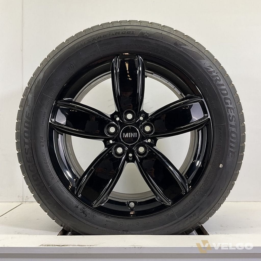 MINI JCW F60 531 STYLING SET VELGEN + WINTERBANDEN 17 INCH, Gebruikt, -, -, Banden en Velgen