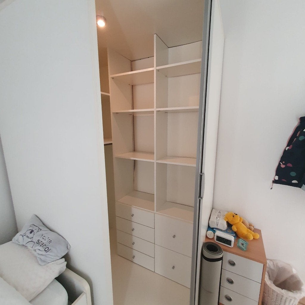 kast en bed gratis, Ophalen, Gebruikt, Eenpersoons