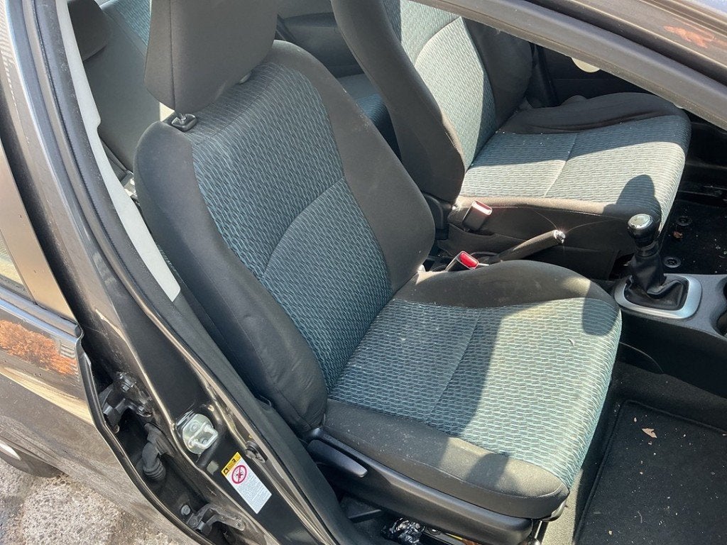 SIEGE AVANT DROIT ( PASSAGER ) Toyota Yaris III (P13), Kundenbetreuung@toyota.de, Toyota, Utilisé, Toyota-Allee 2
50858  Köln, DE