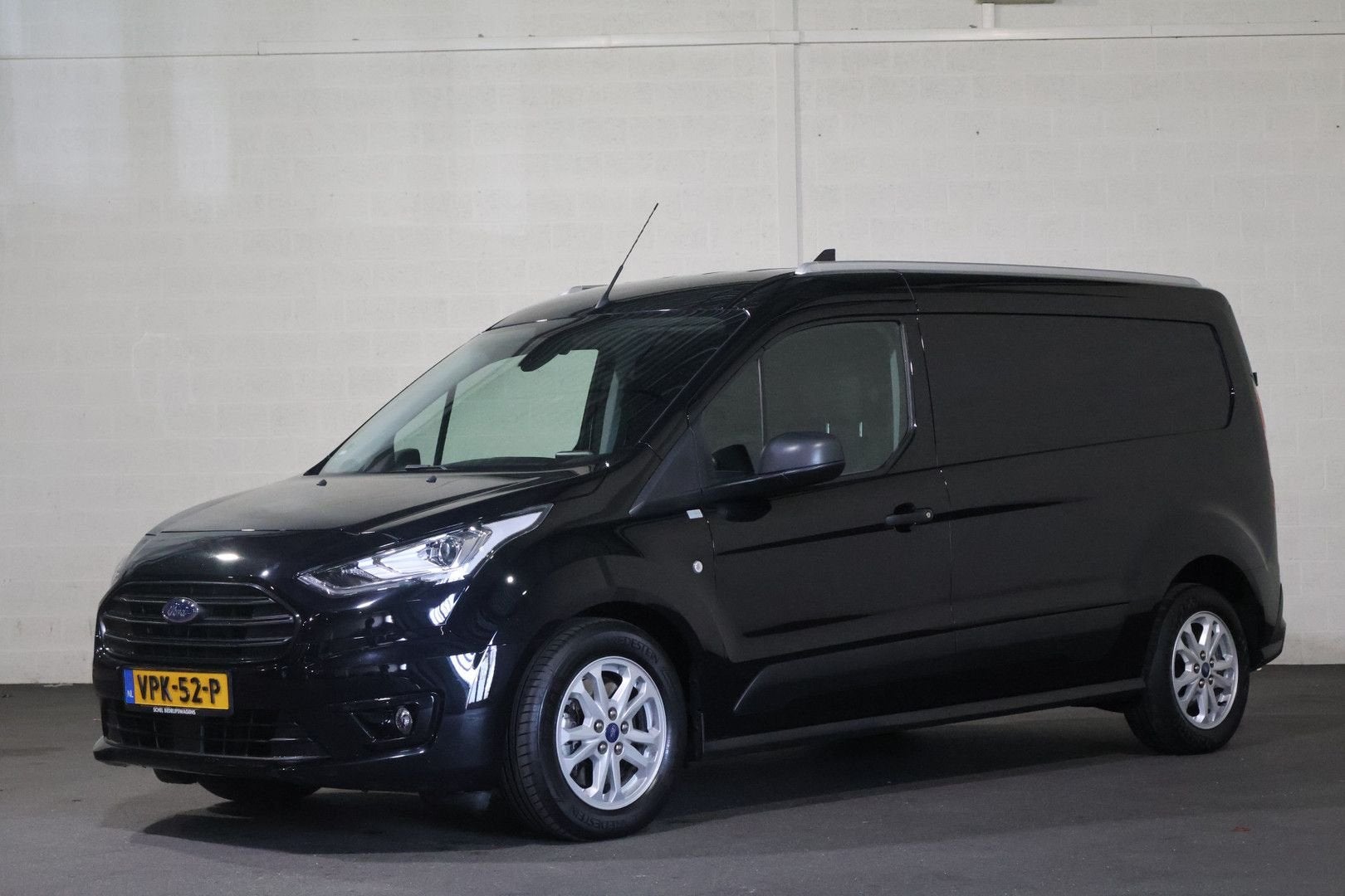 Ford Transit Connect 1.5 EcoBlue L2 Trend Automaat, Auto's, Automaat, Zwart, Diesel, Ford