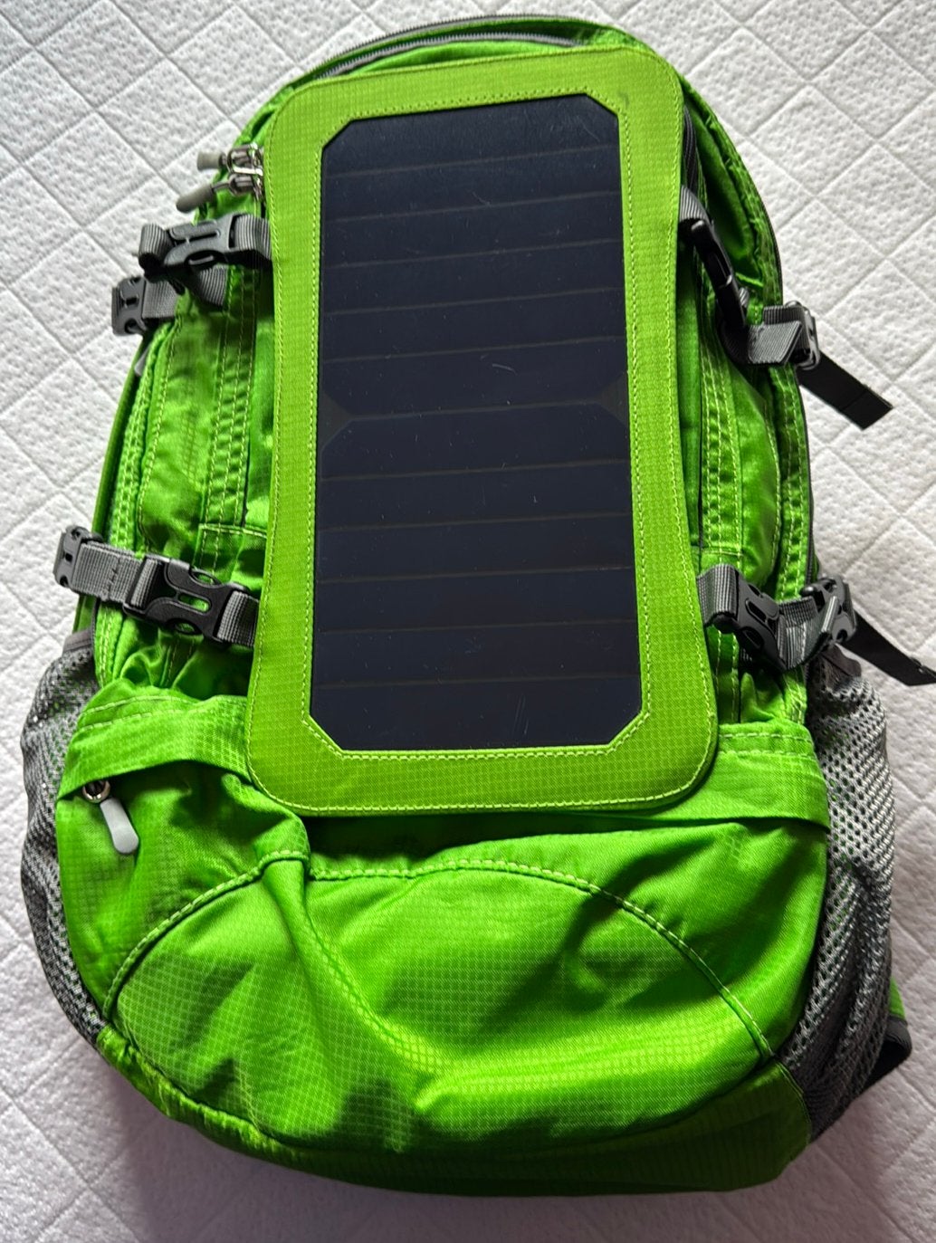 Sac a dos solaire + chapeau anti-insectes, Bijoux, Sacs & Beauté, Sacs | Sacs de sport, Enlèvement, Neuf