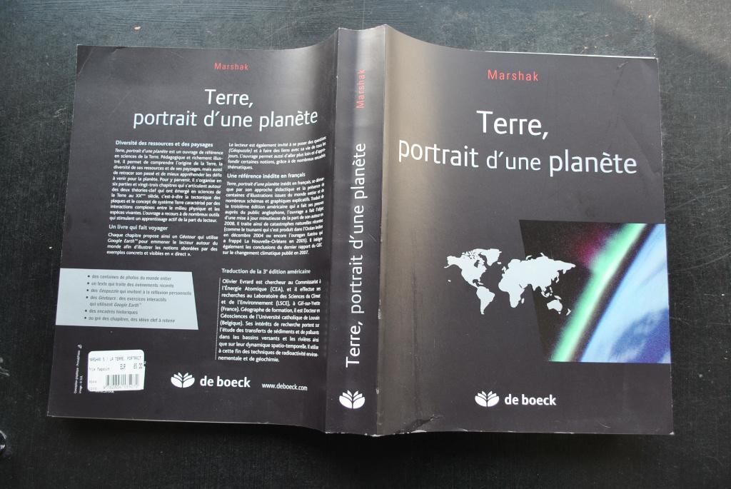 TERRE PORTRAIT D'UNE PLANETE MARSHAK DE BOECK 2010 EVRARD, Livres, Science, Enlèvement ou Envoi, Utilisé, Sciences naturelles