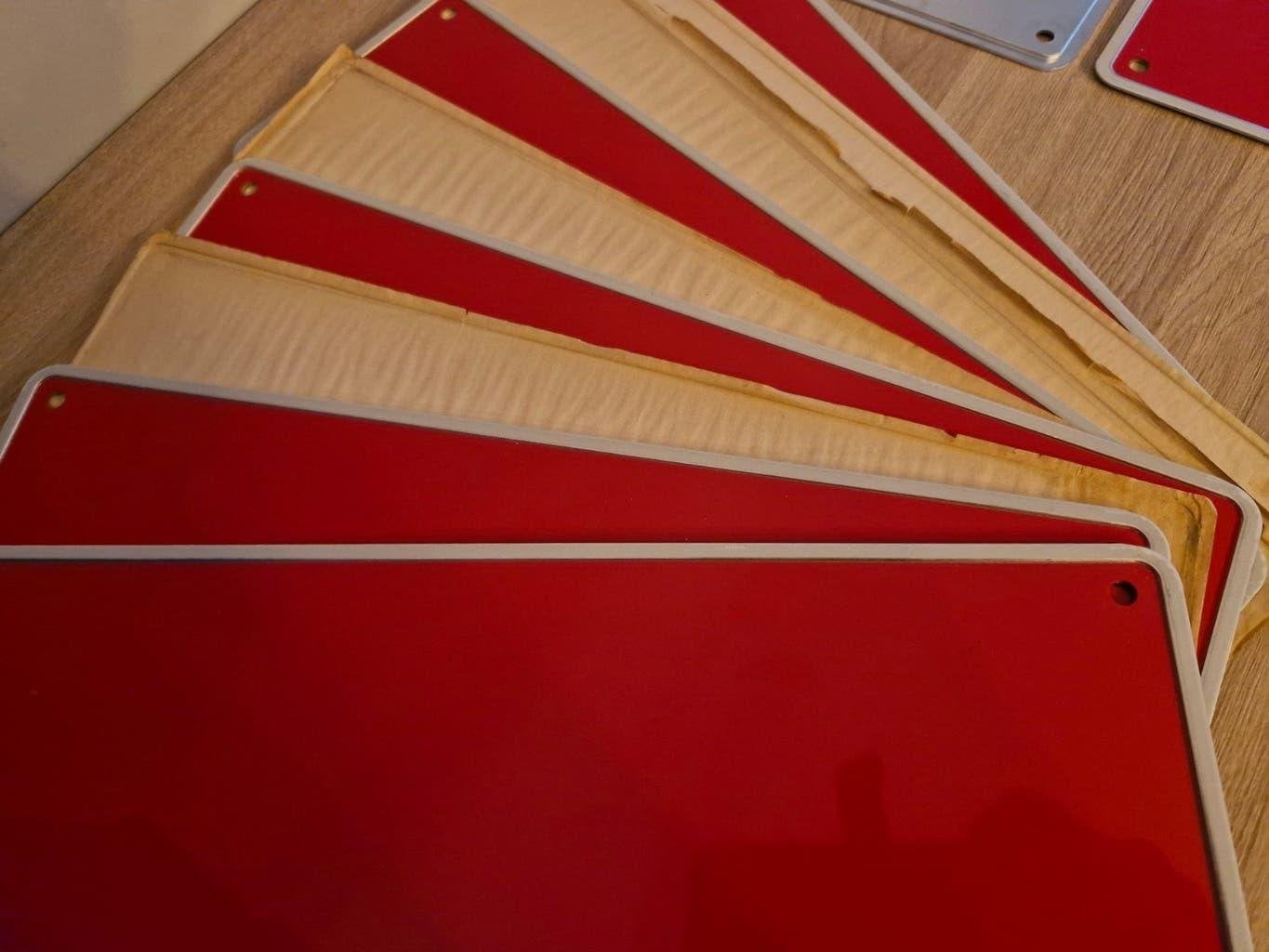 8x blanco aluminium platen ,rood , 34 op 11 cm, Ophalen of Verzenden, Huis en Inrichting