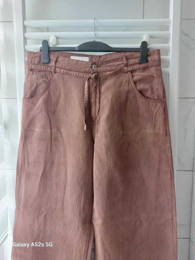 Pantalon dame ZARA coton/lin taille 42 neuf pour 25 €