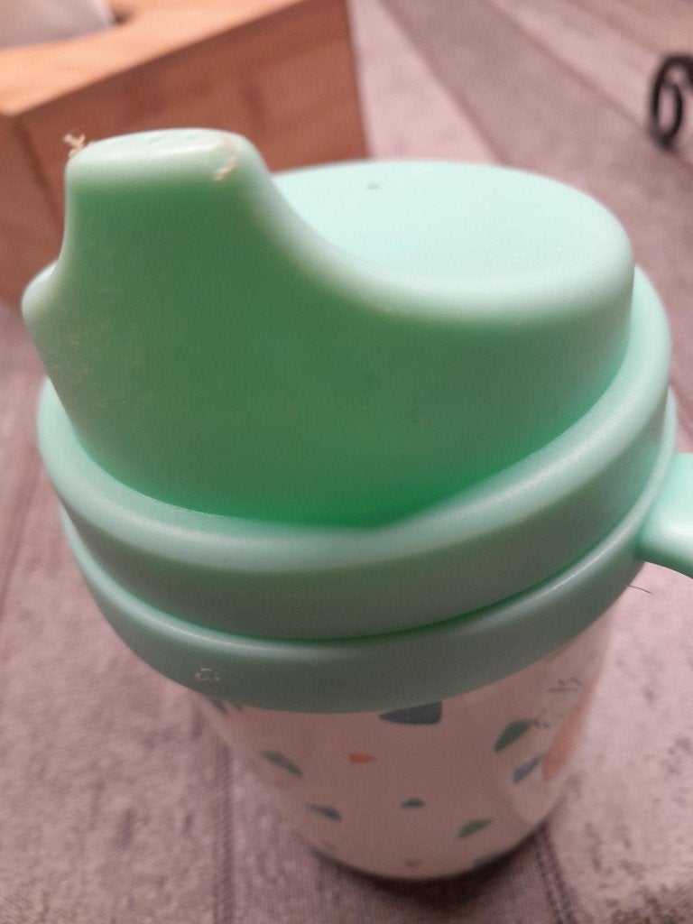 drinkbeker, Kinderen en Baby's, Babyvoeding en Toebehoren, Ophalen of Verzenden, Zo goed als nieuw, Drinkbeker, Overige merken