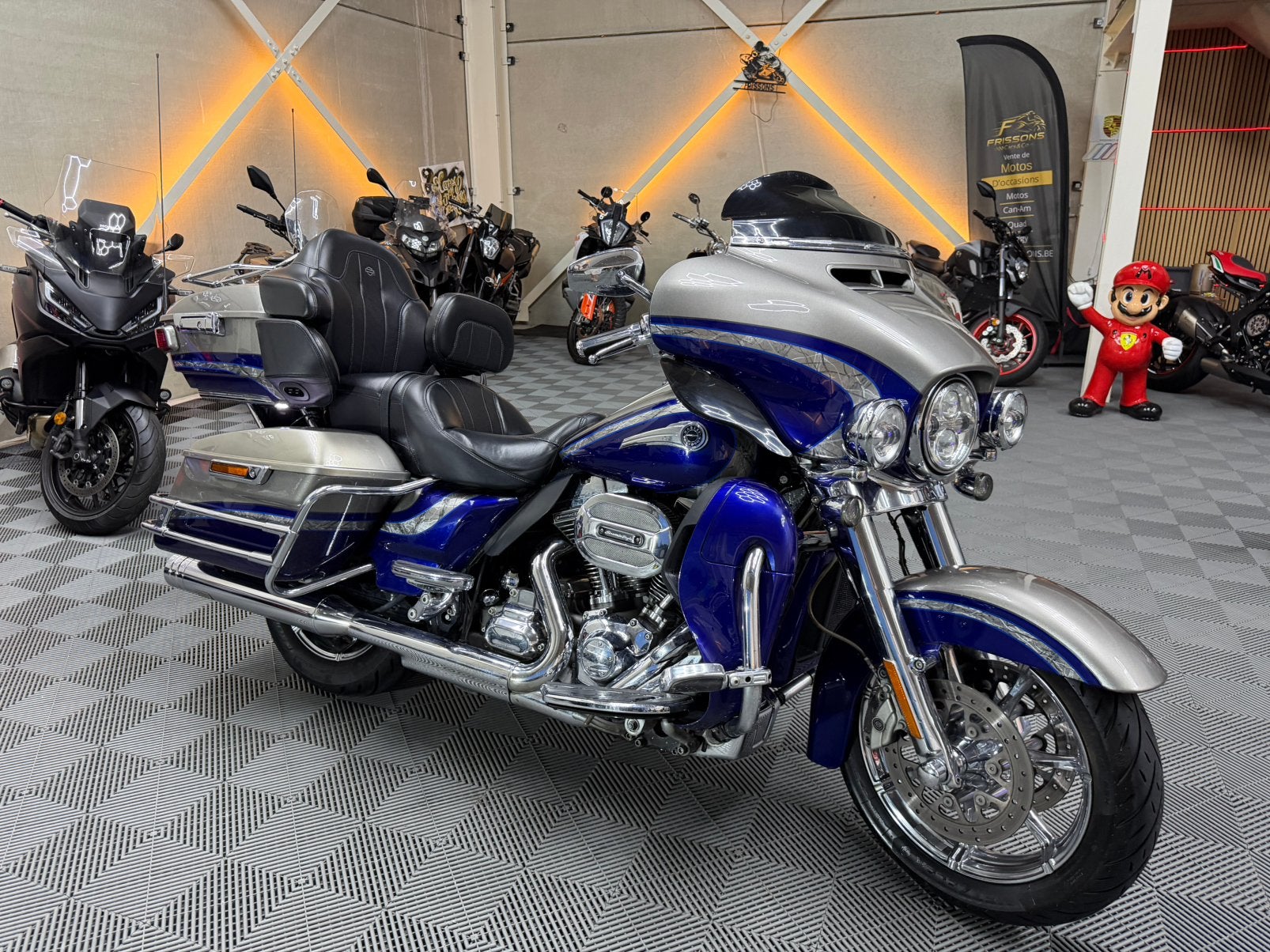 Harley-Davidson Electra Glide CVO ULTRA BEPERKT*GARANTIE, Motoren, Hat@gmail.com, Harley, Occasion, Bedrijf