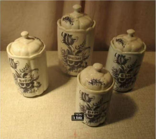 4 beaux pots de rangement en porcelaine ancienne, Antiquités & Art, Enlèvement ou Envoi