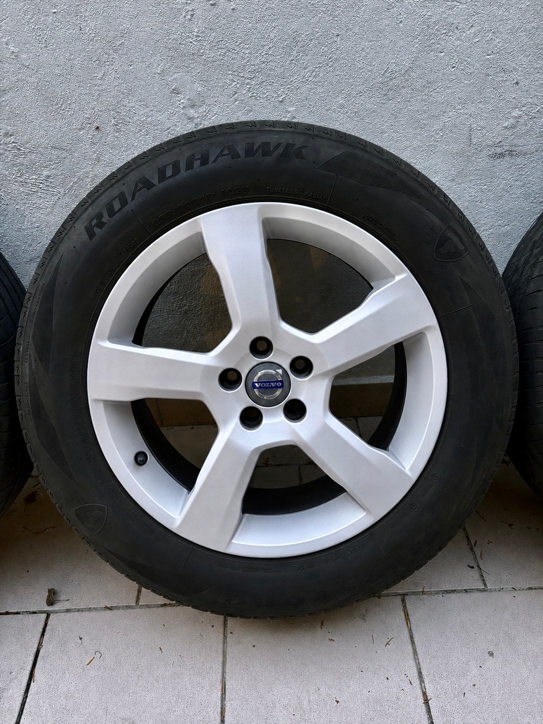 4 Jantes Volvo 18" d’origine, Pneus et Jantes, 18 pouces, Enlèvement, 235 mm