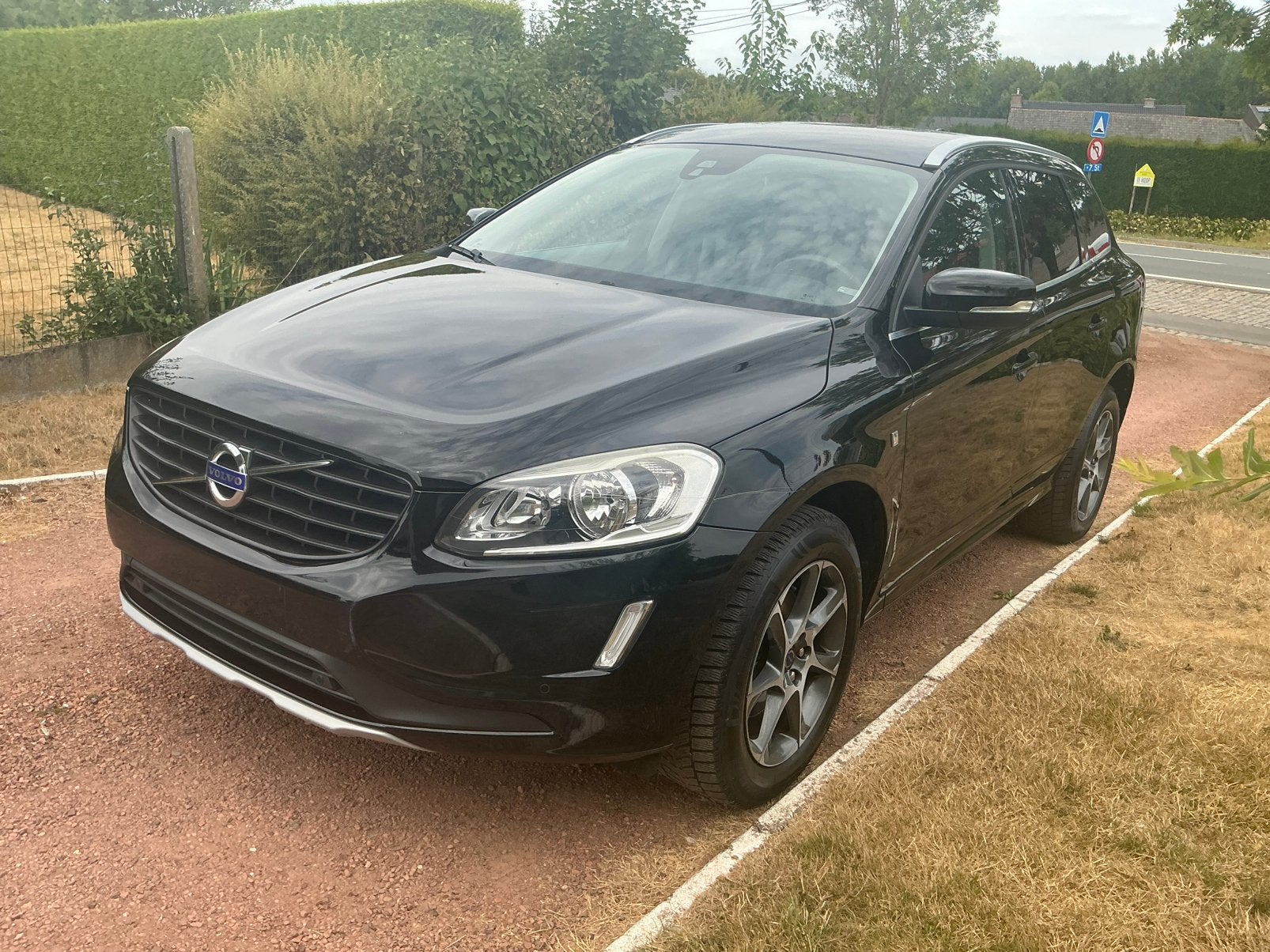 Volvo XC60 ocean race, Autos, Volvo, Achat, Entreprise, Boîte manuelle, Climatisation automatique