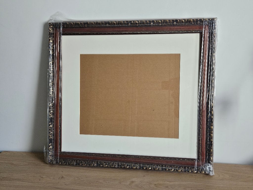 Cadre en bois ( verre et passe-partout), Avec bordure décorative, Enlèvement, Utilisé, 52 cm