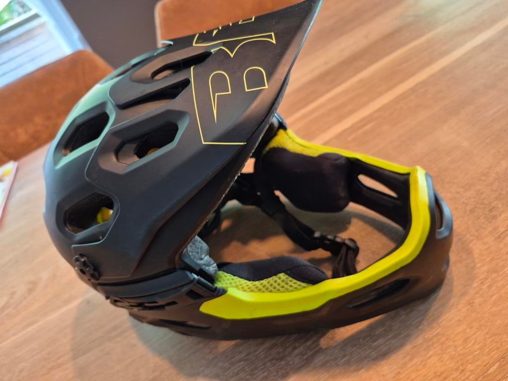 Casque intégral BELL M 55-59 cm, Vélos & Vélomoteurs, Accessoires vélo | Vêtements de cyclisme, M, Enlèvement