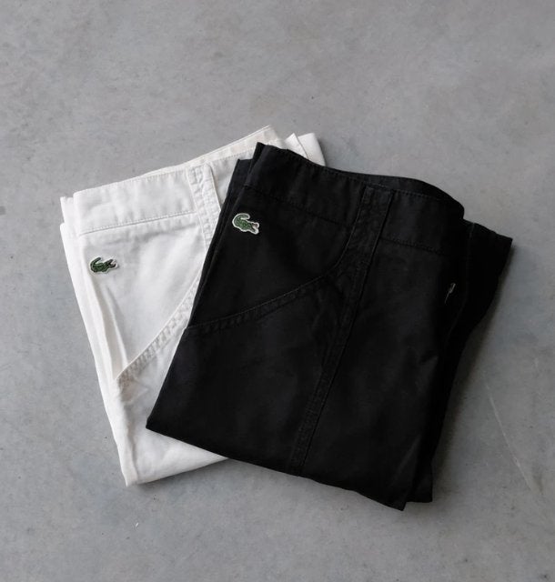 Set van 2 Lacoste Bermuda Chino Shorts (Zwart & Wit), Verzenden, Nieuw, Maat 46 (S) of kleiner, Wit