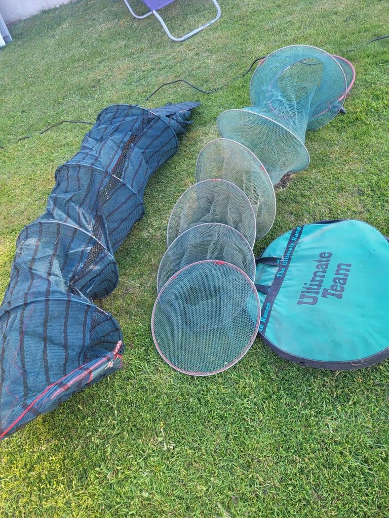 2 vis leefnetten  +insteek zak 20 euro, Ophalen