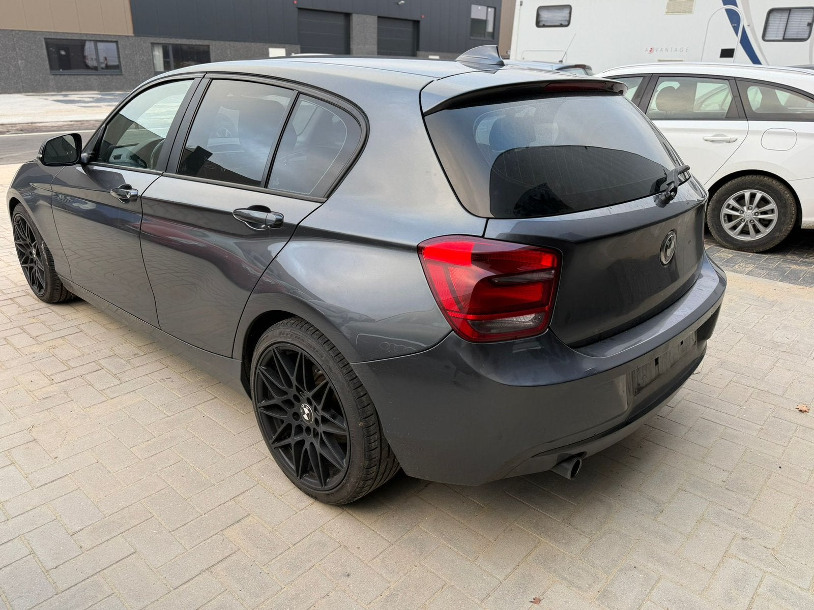 BMW 116ed - euro 5 - 208.000 km -, Auto's, Euro 5, 1 Reeks, ABS, Bedrijf