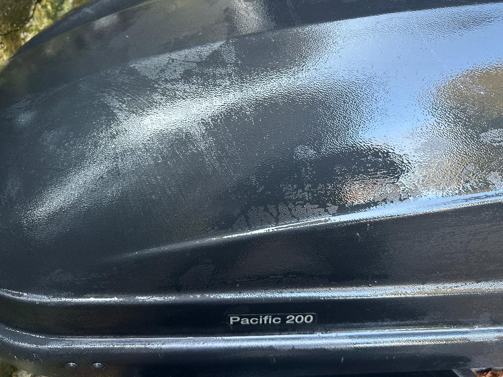 Thule Pacific 200 dakkoffer, Auto diversen, Dakkoffers, Ophalen, Zo goed als nieuw