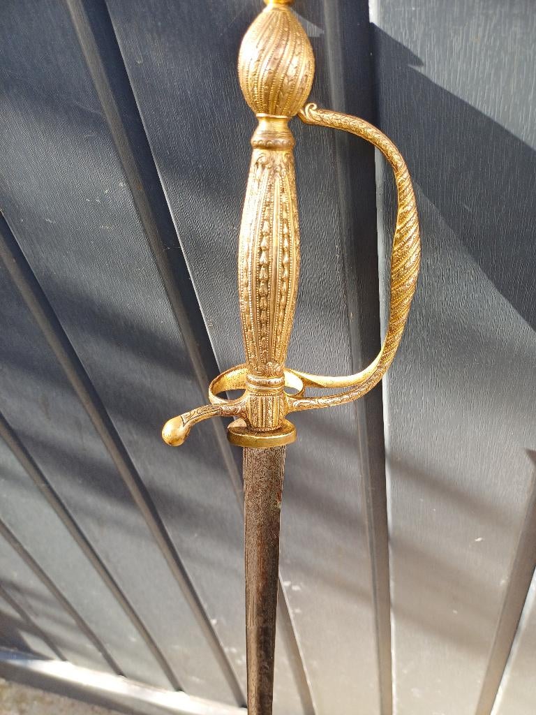 ancienne épée  d apparat d officier lame gravée, Enlèvement ou Envoi, Armée de terre, Épée ou sabre