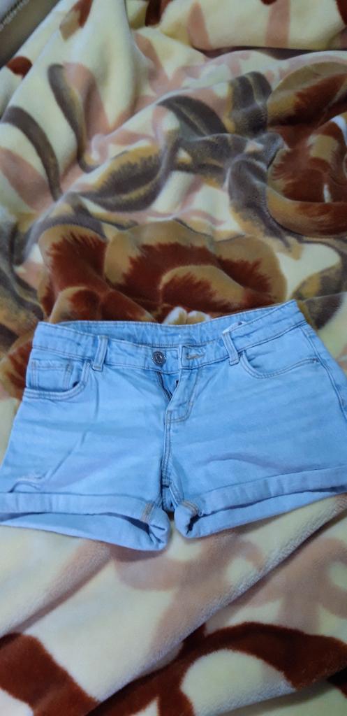 Jeansshort meisjes, Enfants & Bébés, Vêtements enfant | Taille 116, Pantalon, C&A, Comme neuf, Enlèvement