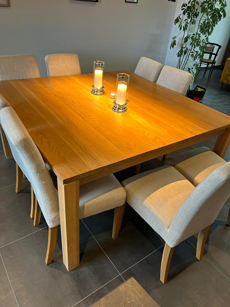 Table + 8 chaises, Maison & Meubles, Salles à manger complètes, Enlèvement, Comme neuf, Moderne bois massif, 6 à 8 chaises