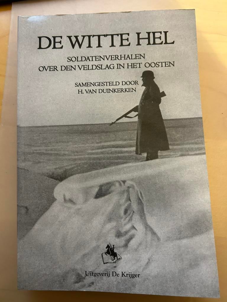 Boek De Witte Hel Oostfront, Verzamelen, Militaria | Tweede Wereldoorlog, Ophalen of Verzenden